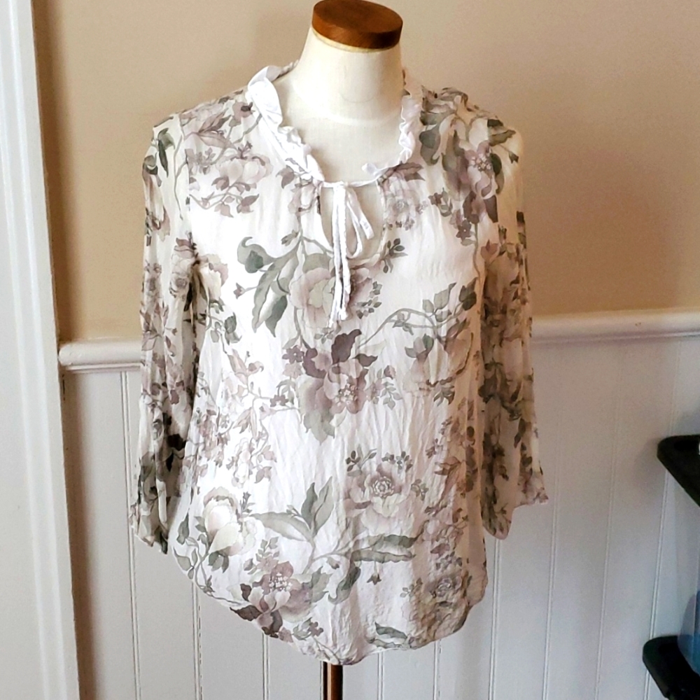 Angela Moda Italy Silk Floral Boho Magnolia Blossom Top SZ SMALL